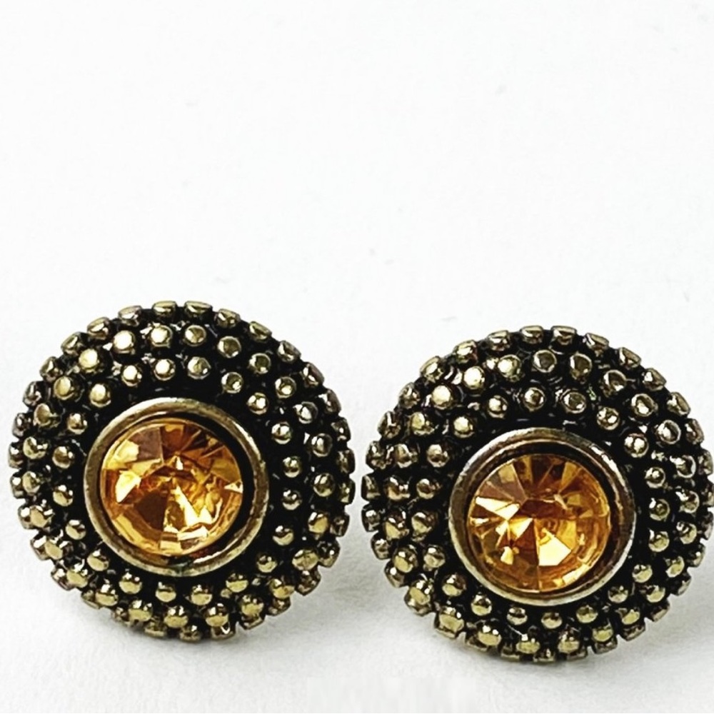 Round Amber Stone Studded Classic
Earrings Pierced